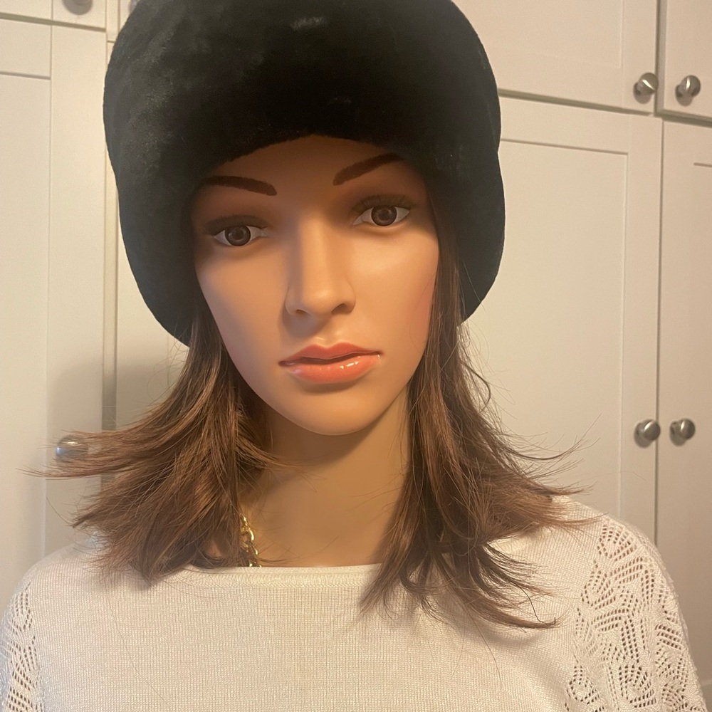 Elegant Black Velvet Hat